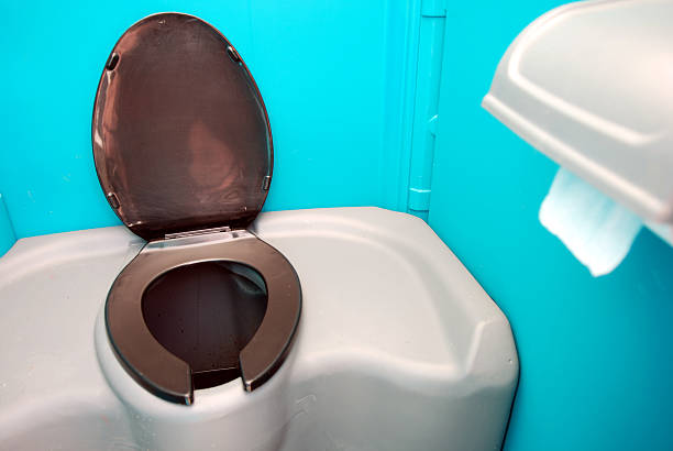 Best Construction site porta potty rental  in Linntown, PA